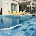 Vizzavona Piscine * Ajaccio (Corsica)